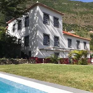 Casa Oliveira Esmeraldo - Ferienhaus São Vicente